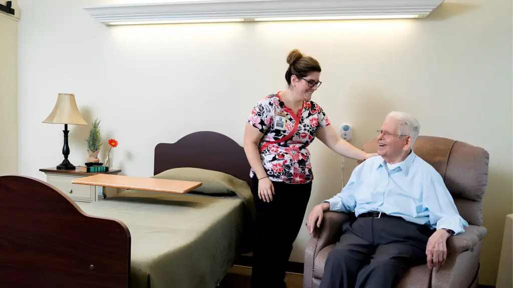 When Is It Time for Personal Care? Key Signs Seniors and Families Should Know