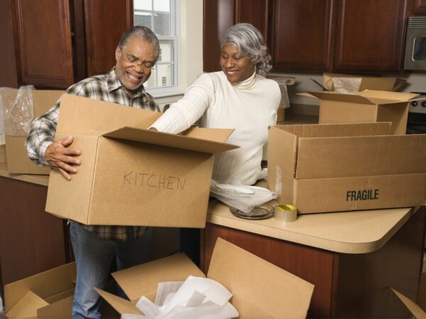 (Ultimate Guide) How to Pack When You’re Moving to a Retirement Community