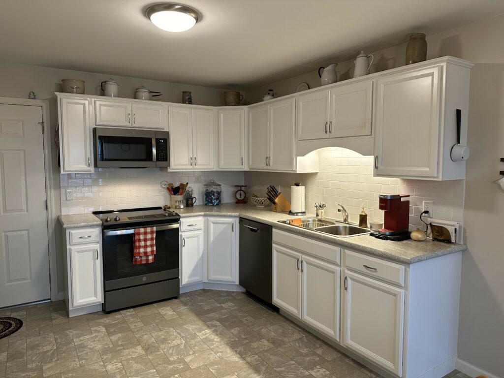 An inside view of a independent living Cottage Kitchen at UZRC